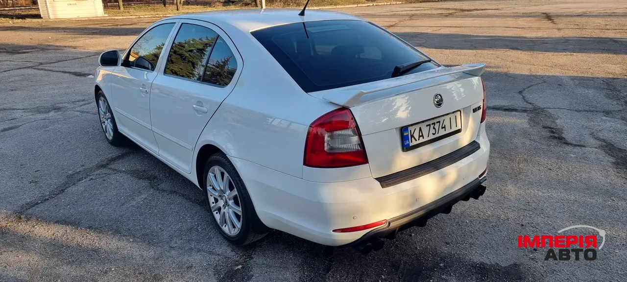 Skoda Octavia - фото 8