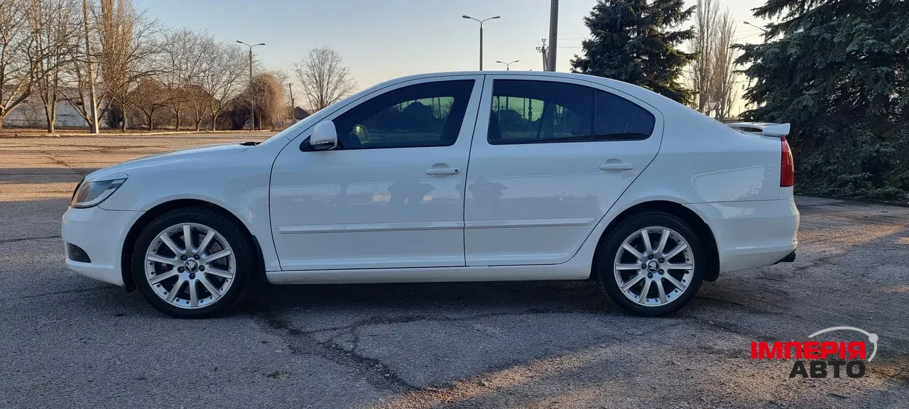 Skoda Octavia - фото 7