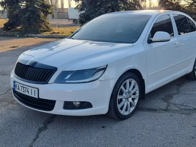 Skoda Octavia - фото 5