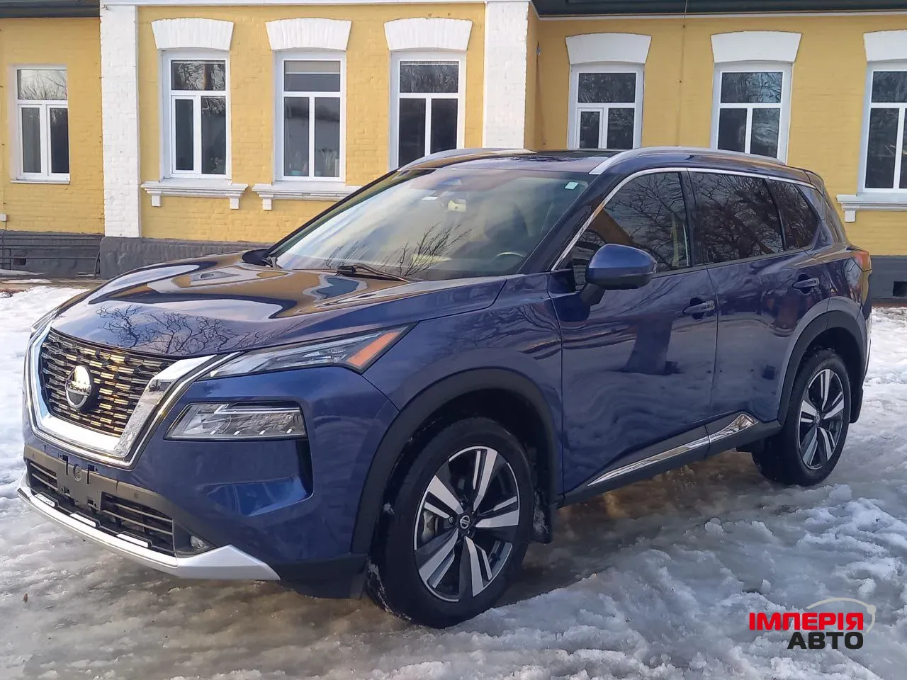 Nissan Rogue - фото 1