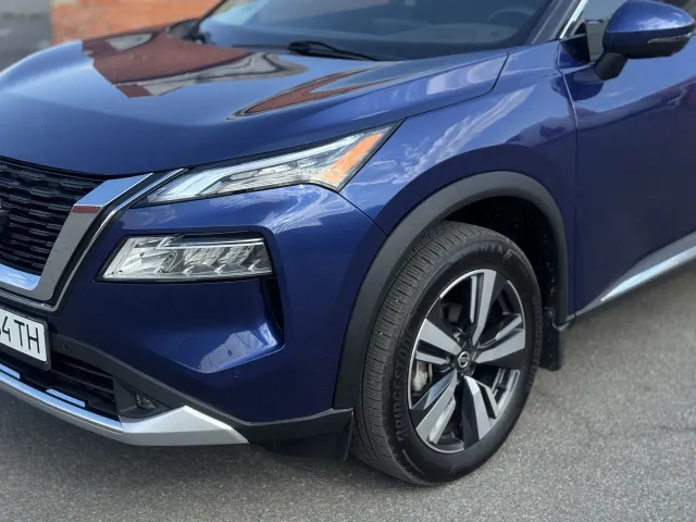 Nissan Rogue - фото 2