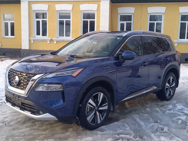 Nissan Rogue - фото 1