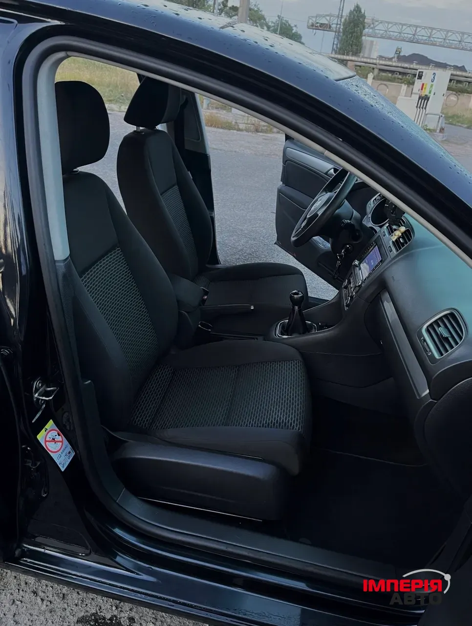 Volkswagen Golf - фото 16