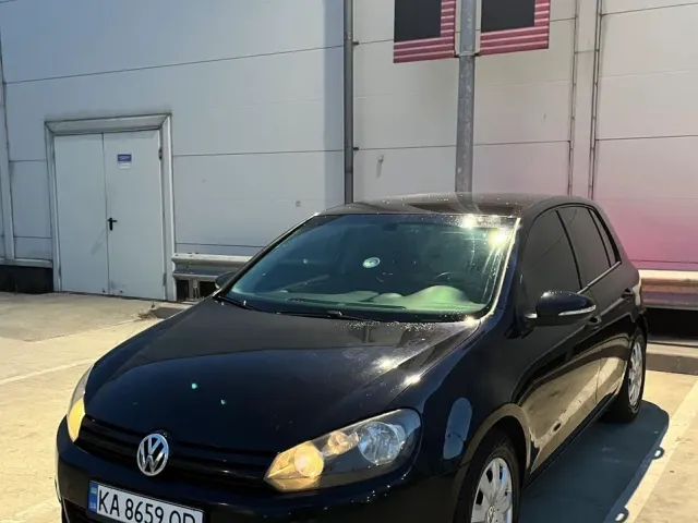 Volkswagen Golf - фото 2