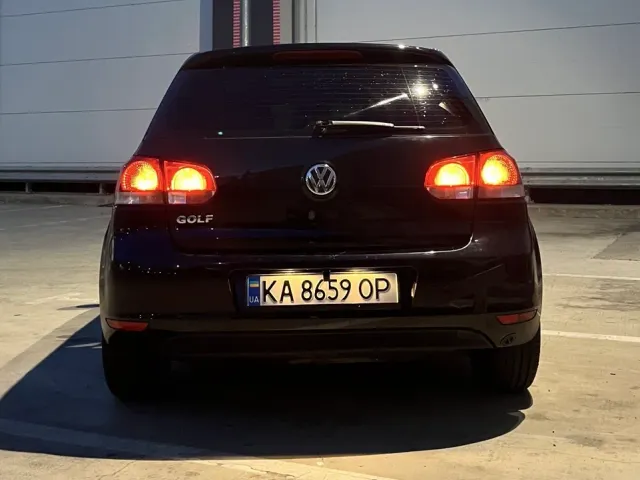Volkswagen Golf - фото 4