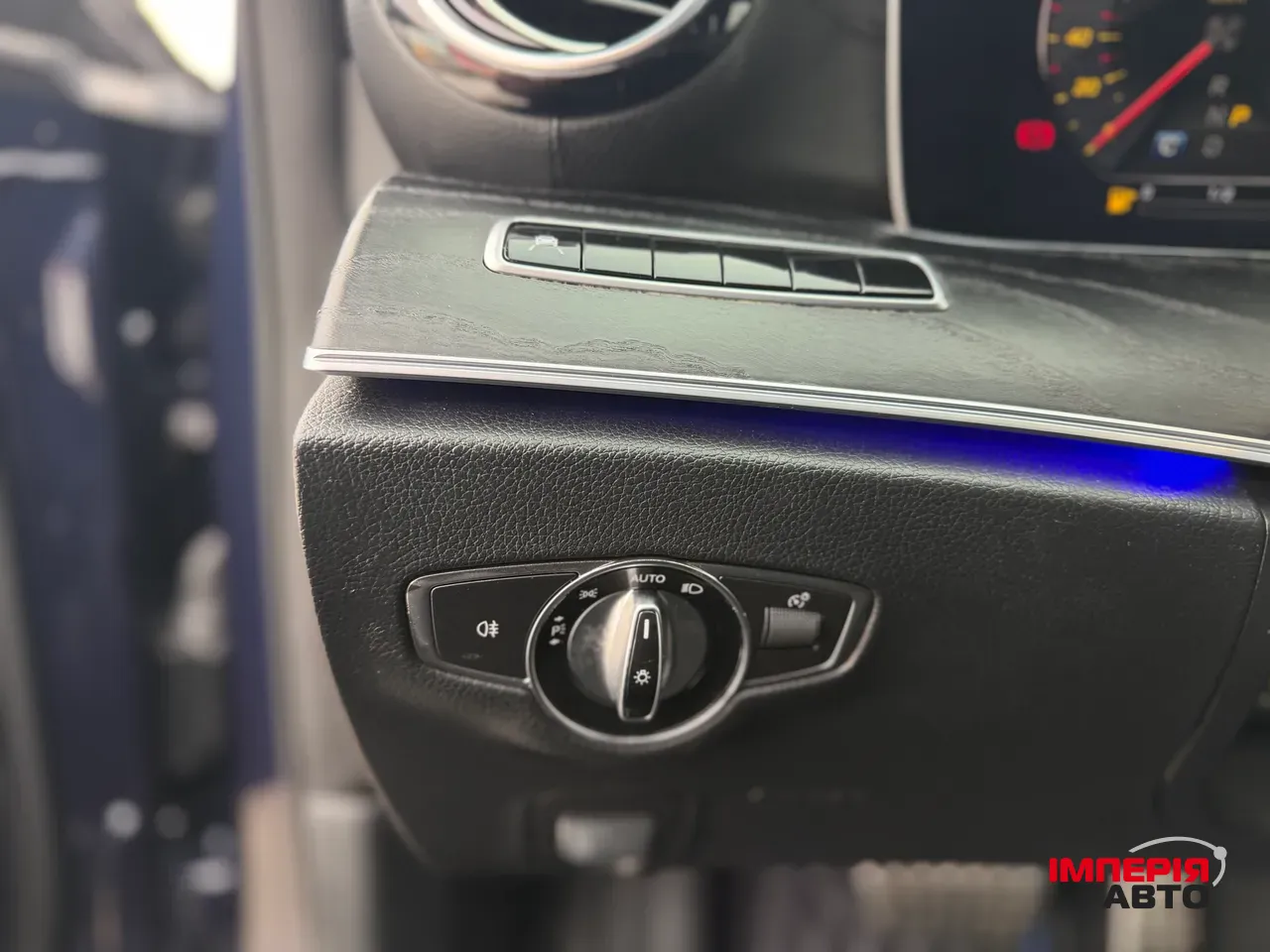 Mercedes-Benz E-Класс - фото 5