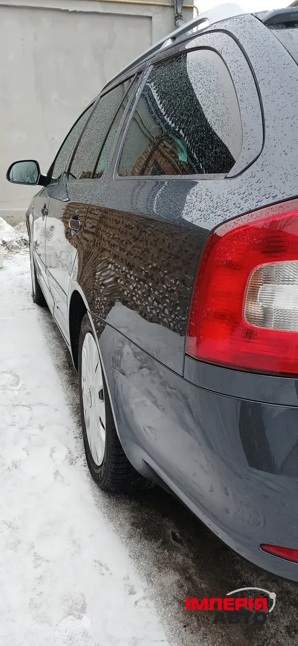 Skoda Octavia - фото 8