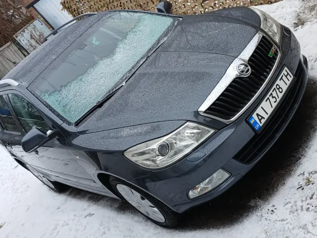 Skoda Octavia - фото 3