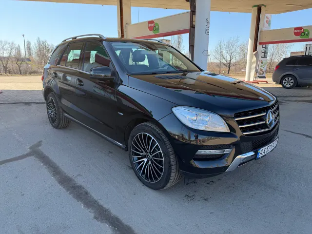 Mercedes-Benz M-Класс - фото 4