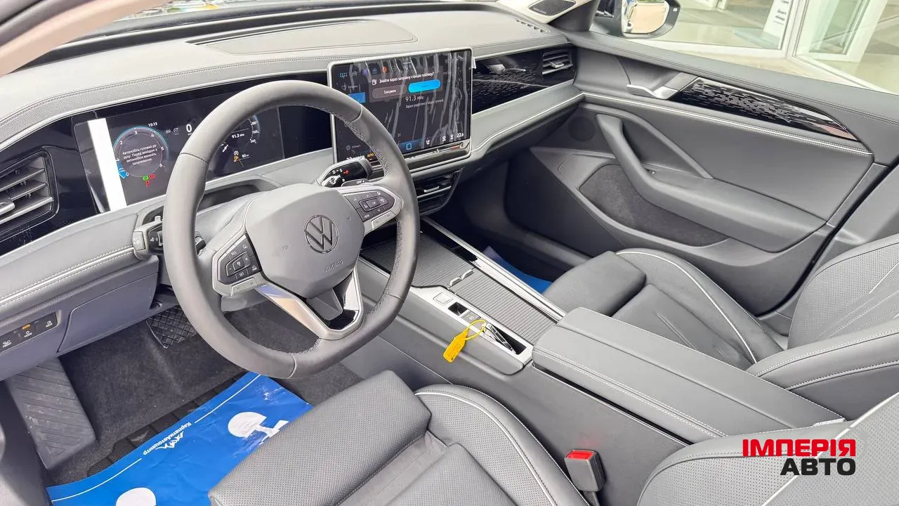 Volkswagen Passat - фото 4