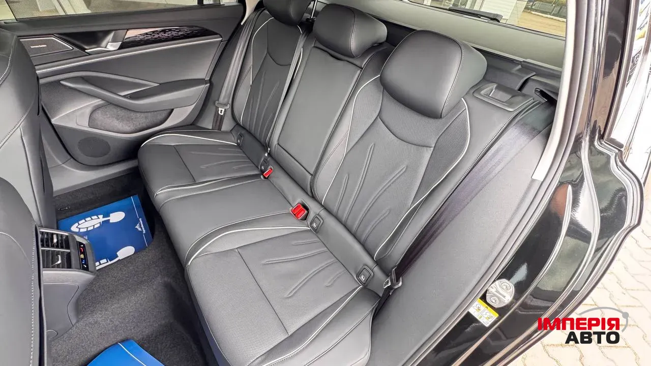 Volkswagen Passat - фото 24