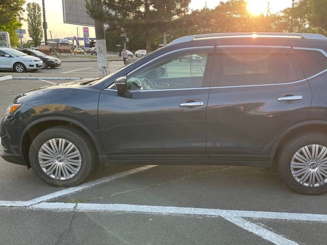 Nissan Rogue - фото 1
