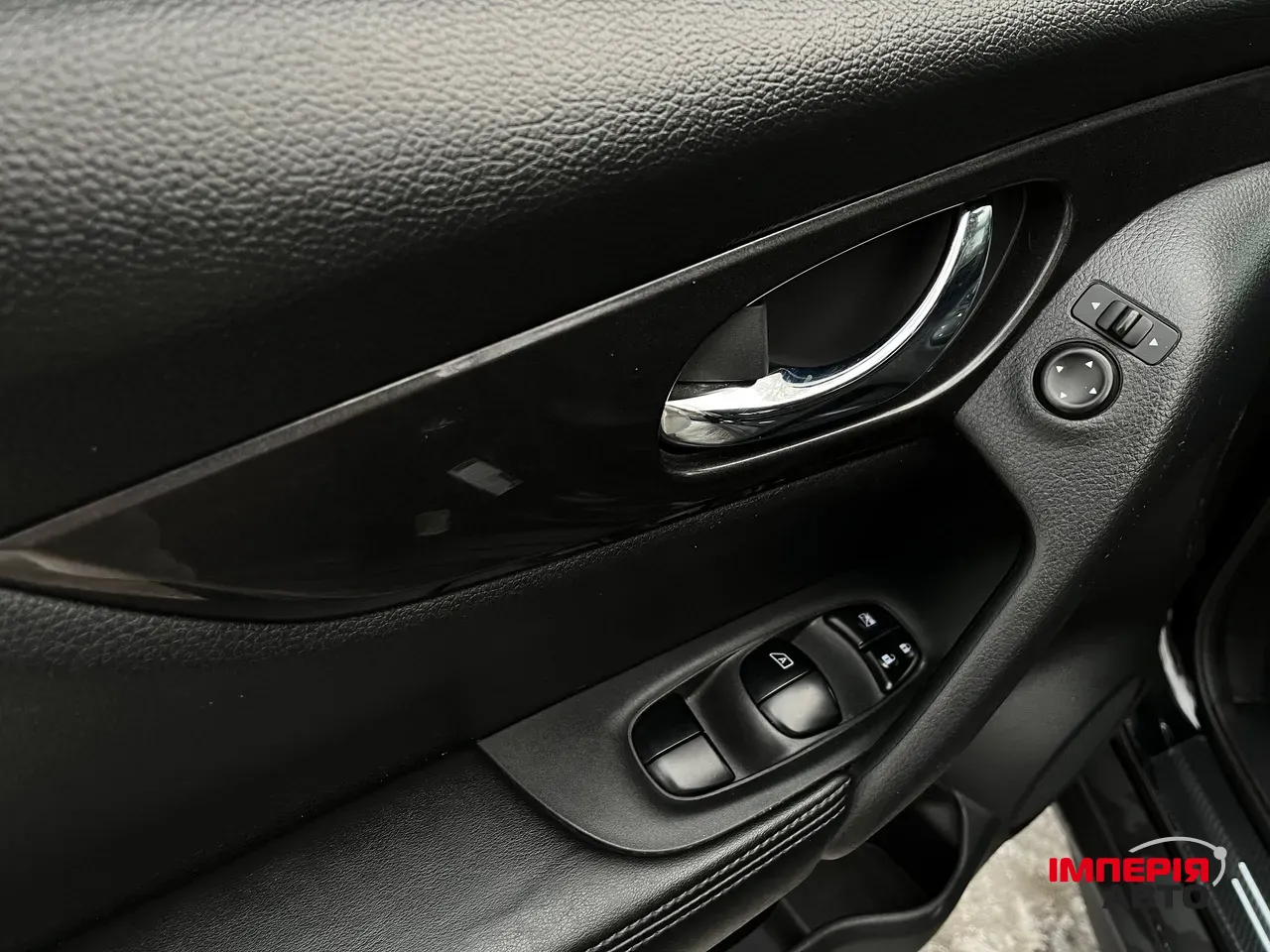 Nissan Rogue - фото 14