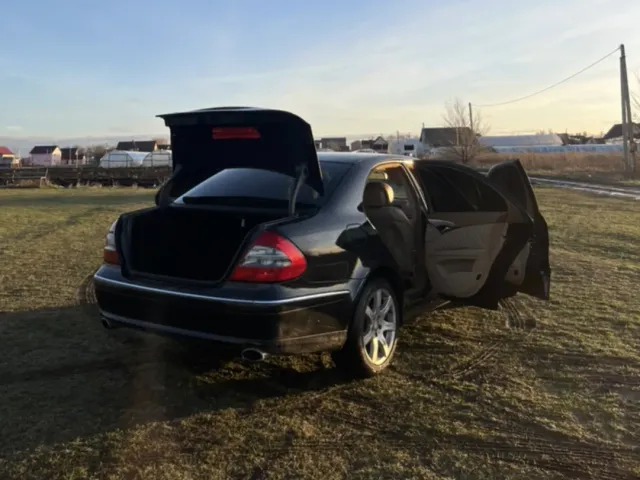 Mercedes-Benz E-Класс - фото 4