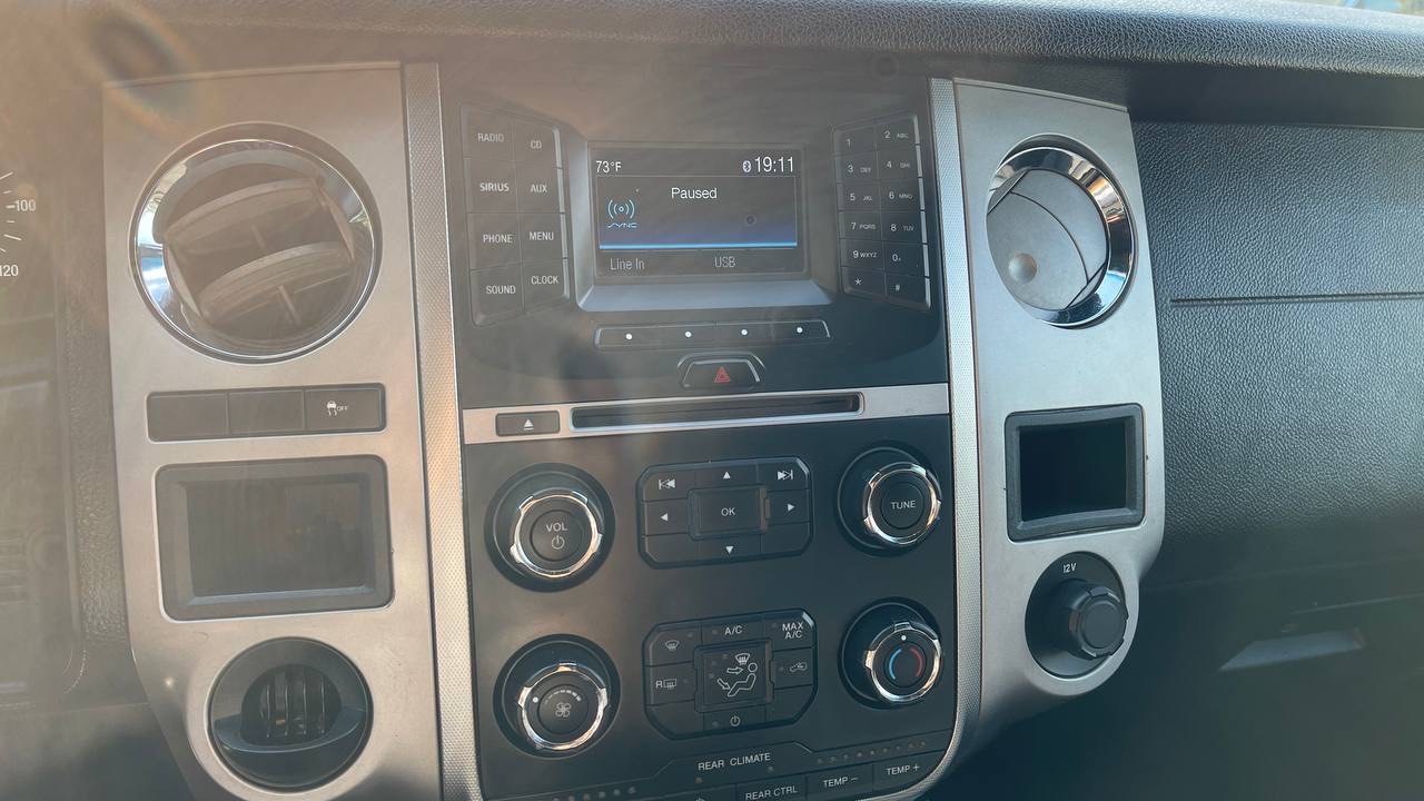 Ford Expedition - фото 12