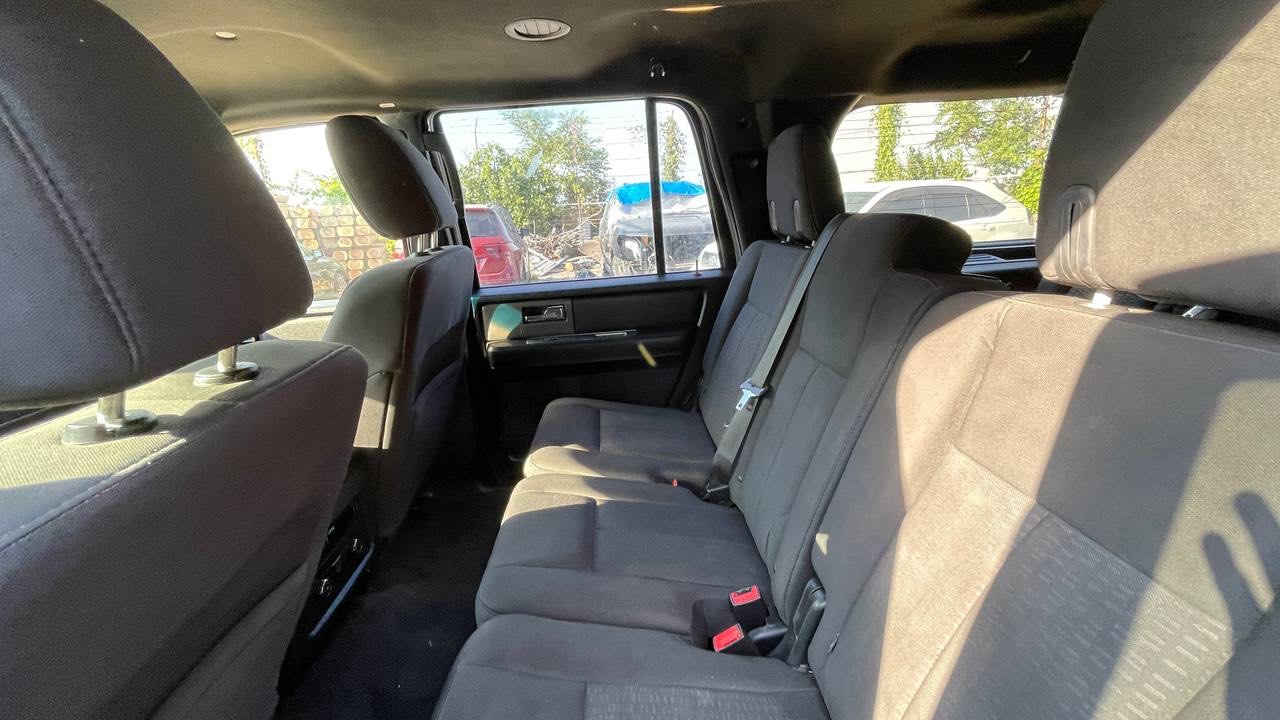 Ford Expedition - фото 17