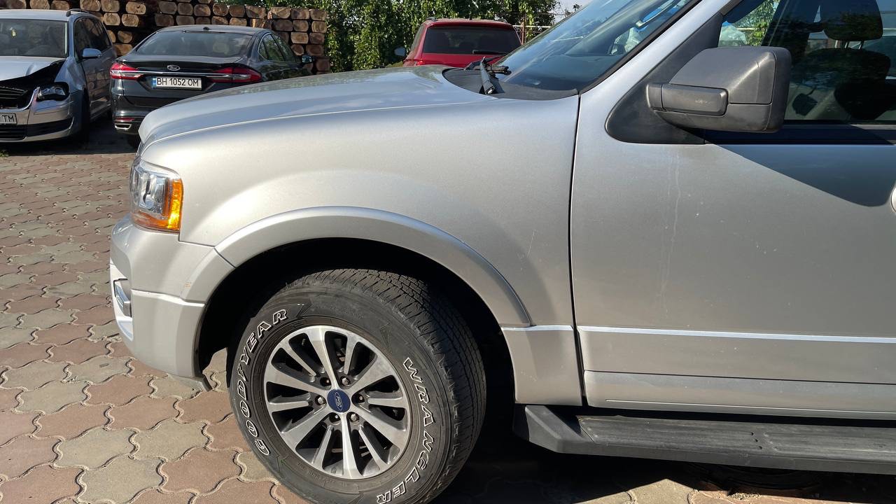 Ford Expedition - фото 15