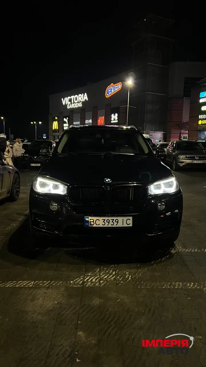 BMW X5 - фото 2