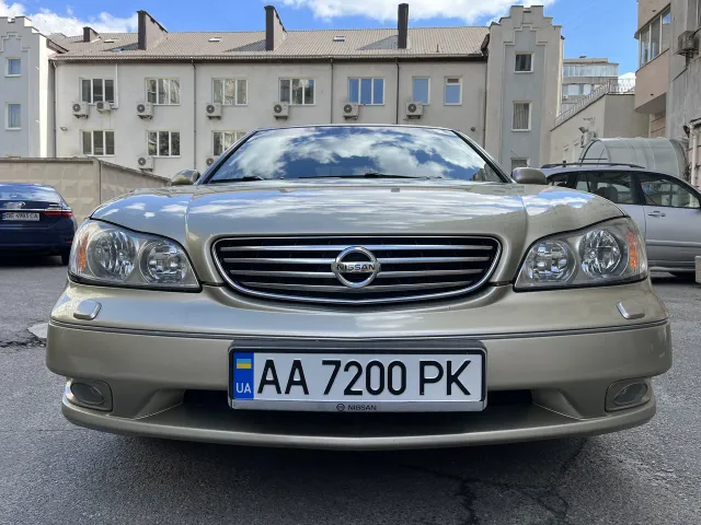 Nissan Maxima - фото 1