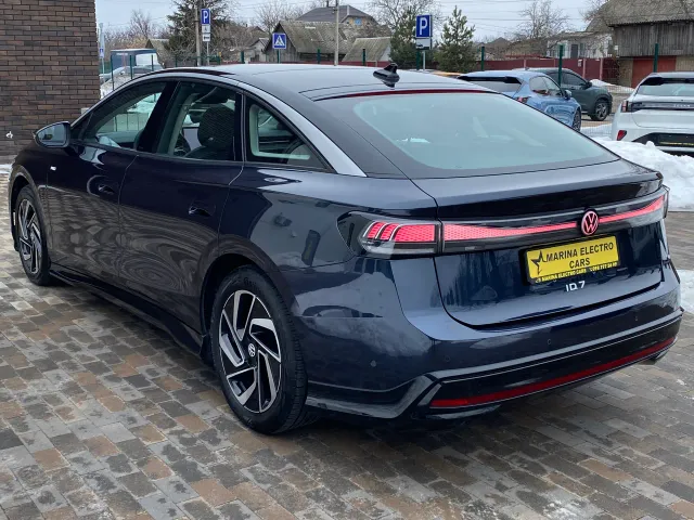 Volkswagen ID.7 - фото 4