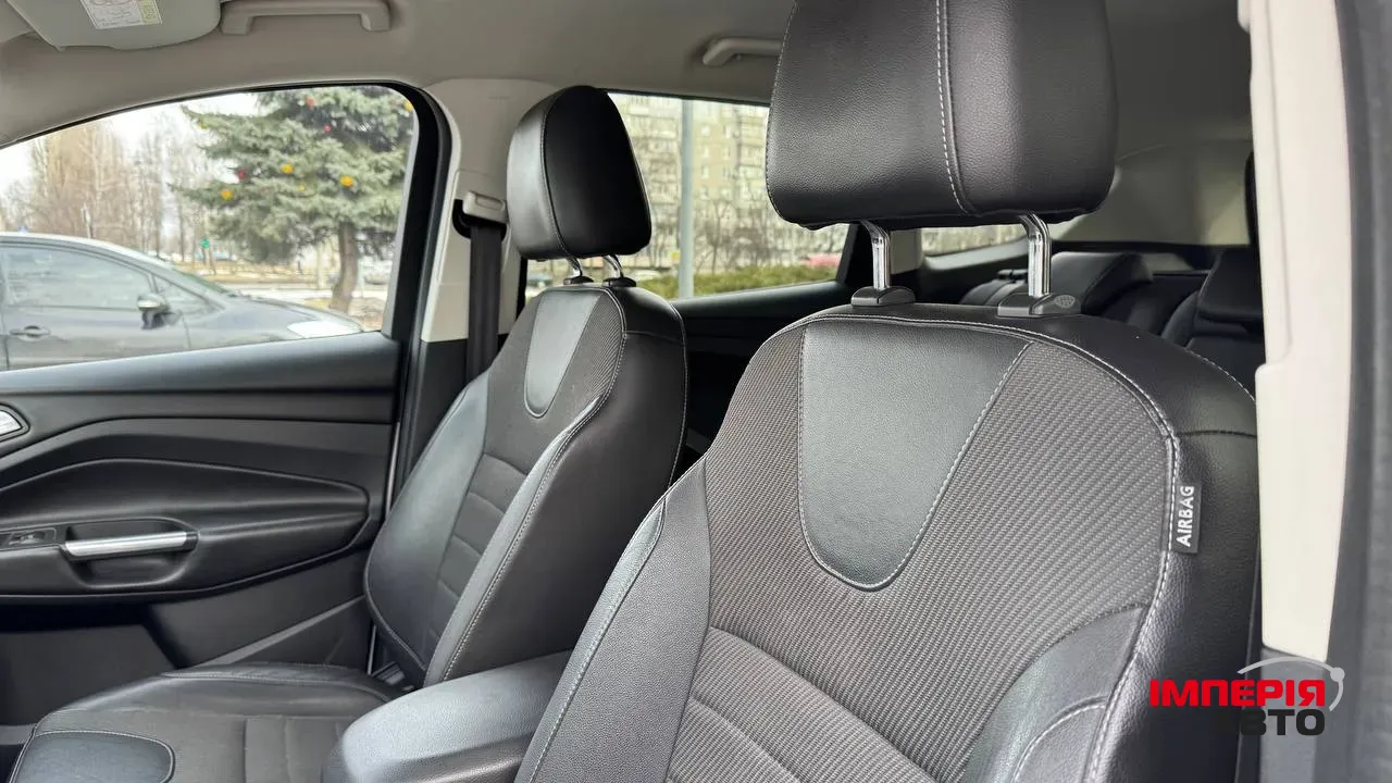 Ford Kuga - фото 18