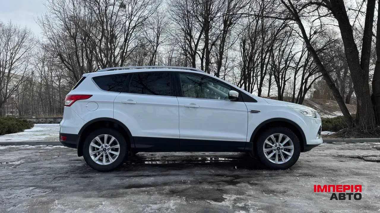 Ford Kuga - фото 7