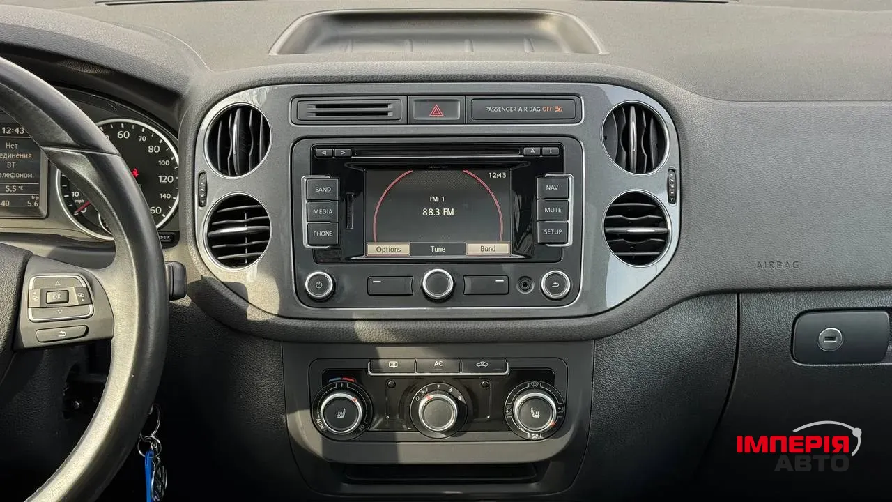 Volkswagen Tiguan - фото 27