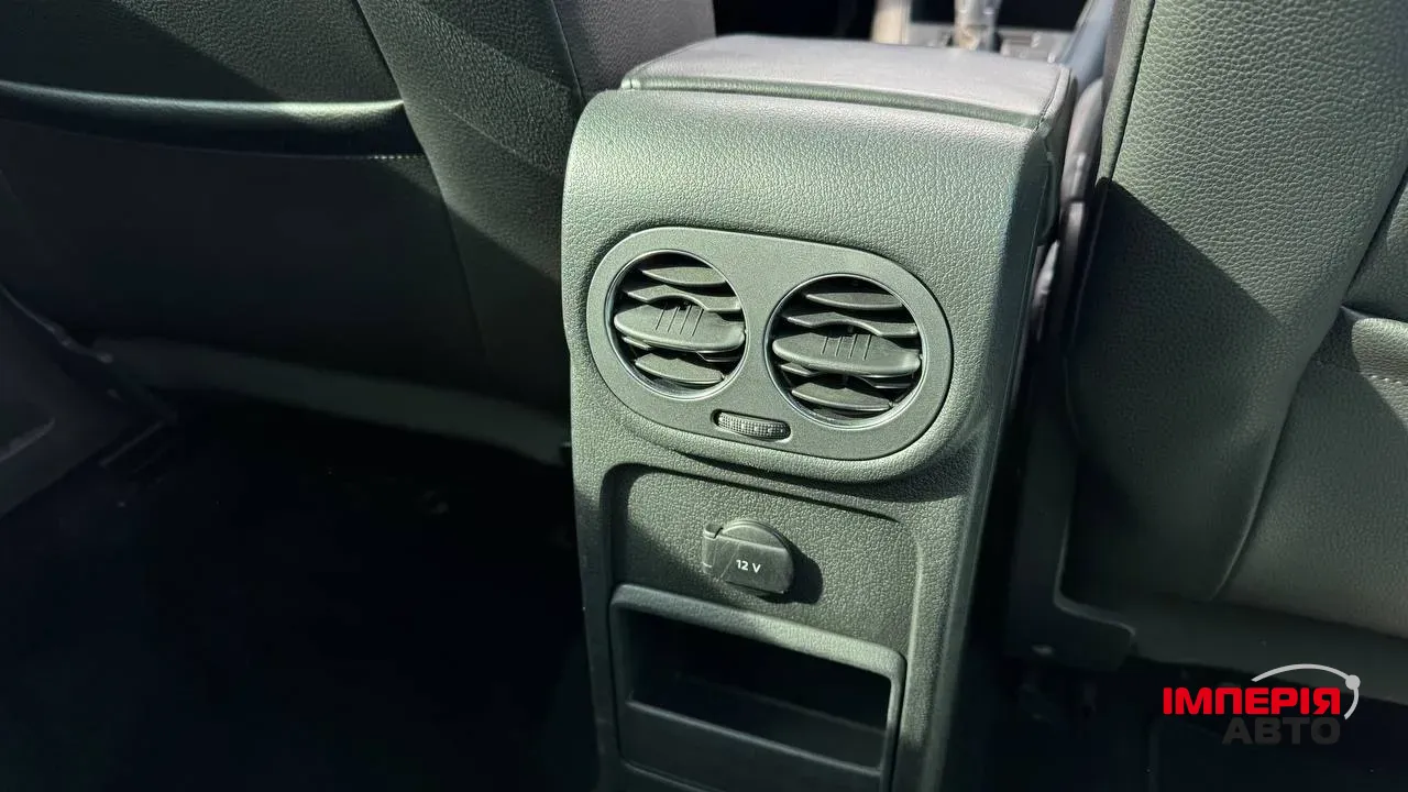 Volkswagen Tiguan - фото 39