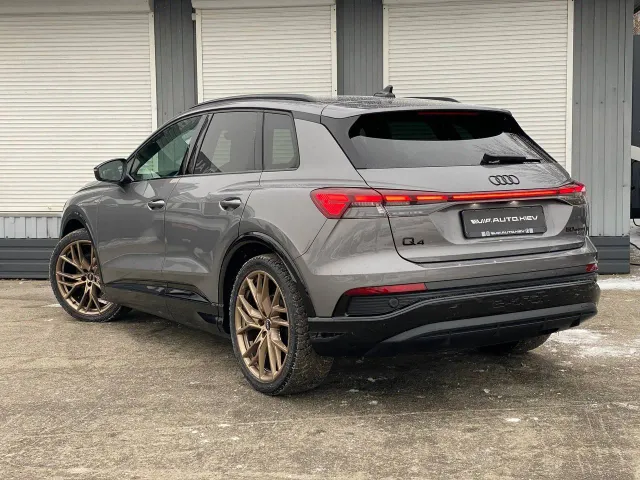 Audi e-tron - фото 3