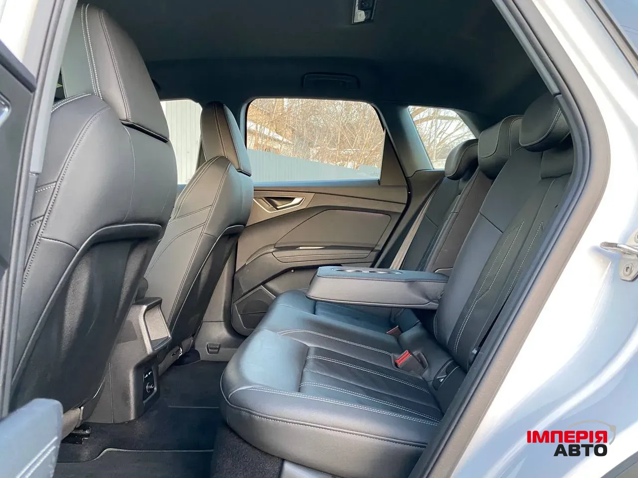 Audi Q4 e-tron - фото 12