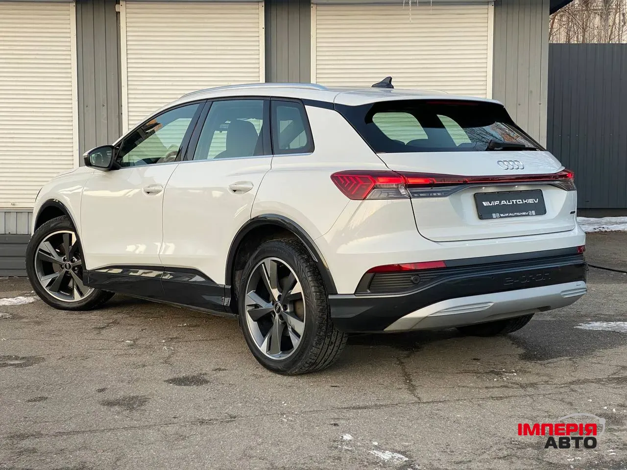 Audi Q4 e-tron - фото 3