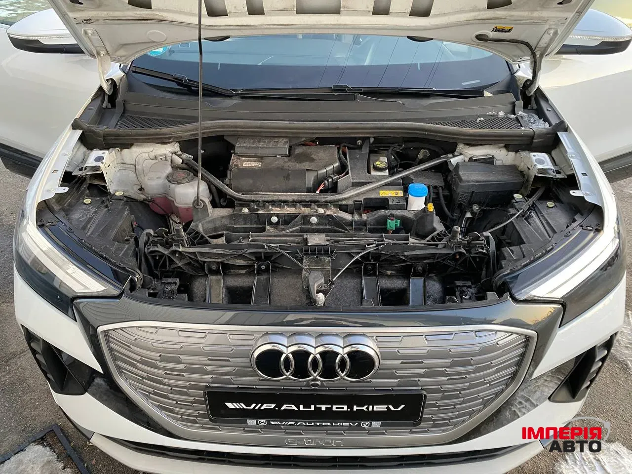 Audi Q4 e-tron - фото 9