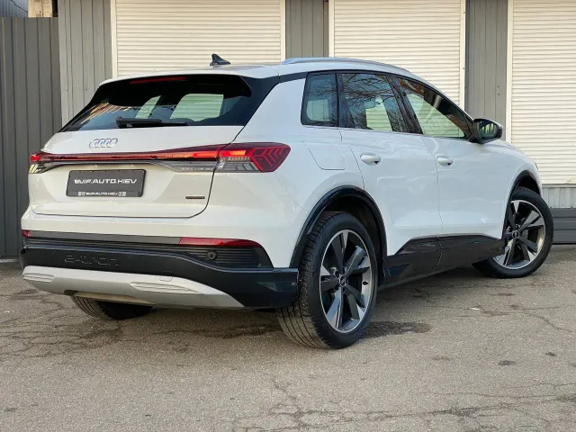 Audi Q4 e-tron - фото 4