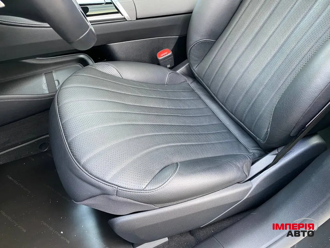 Mercedes-Benz EQS - фото 11