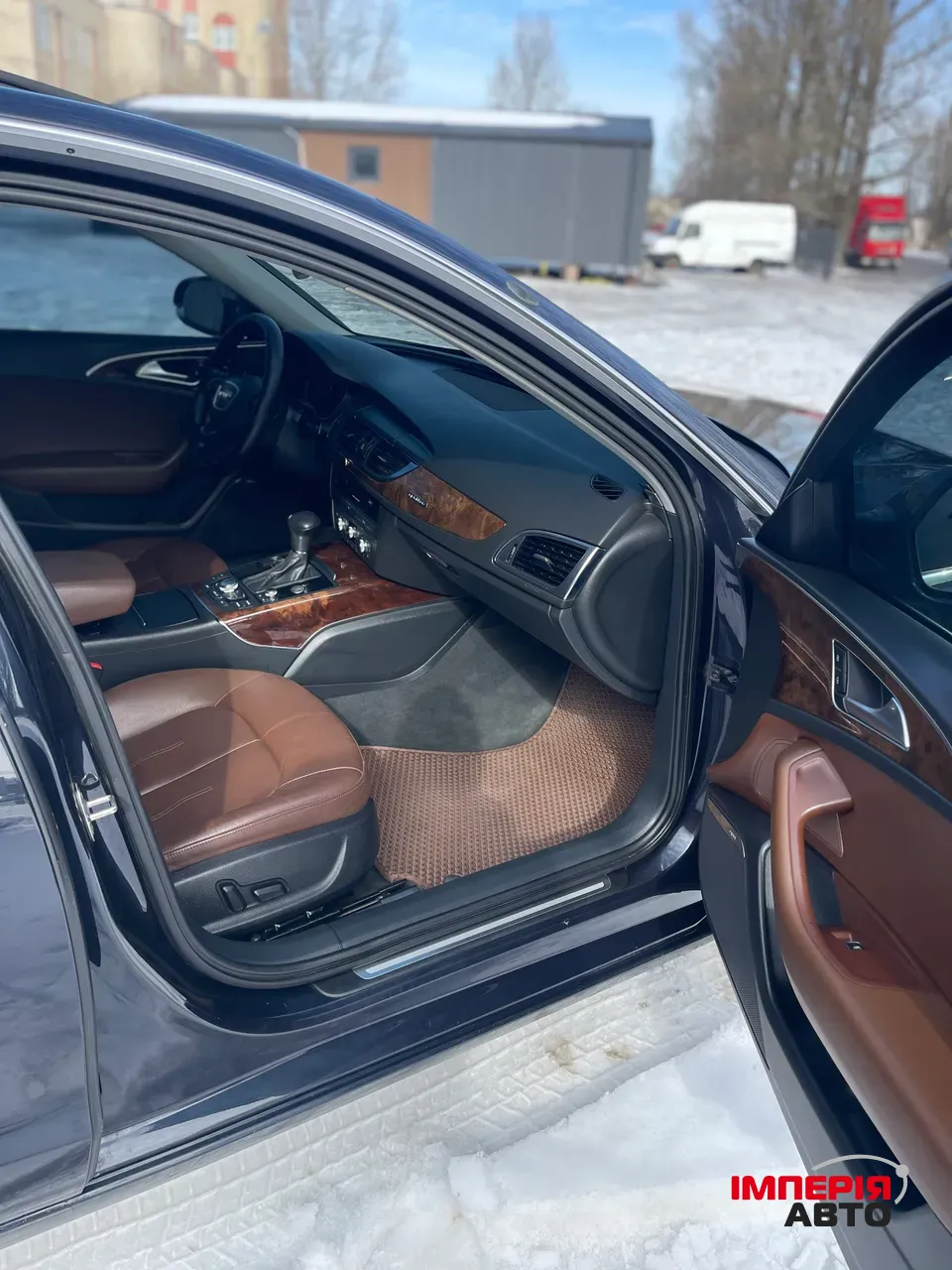 Audi A6 - фото 9