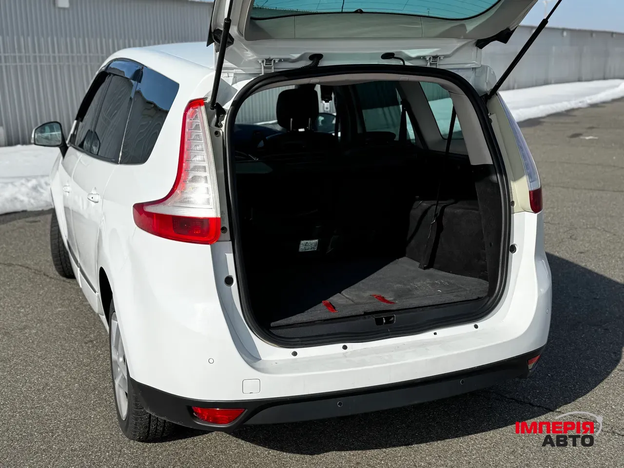 Renault Scenic - фото 22