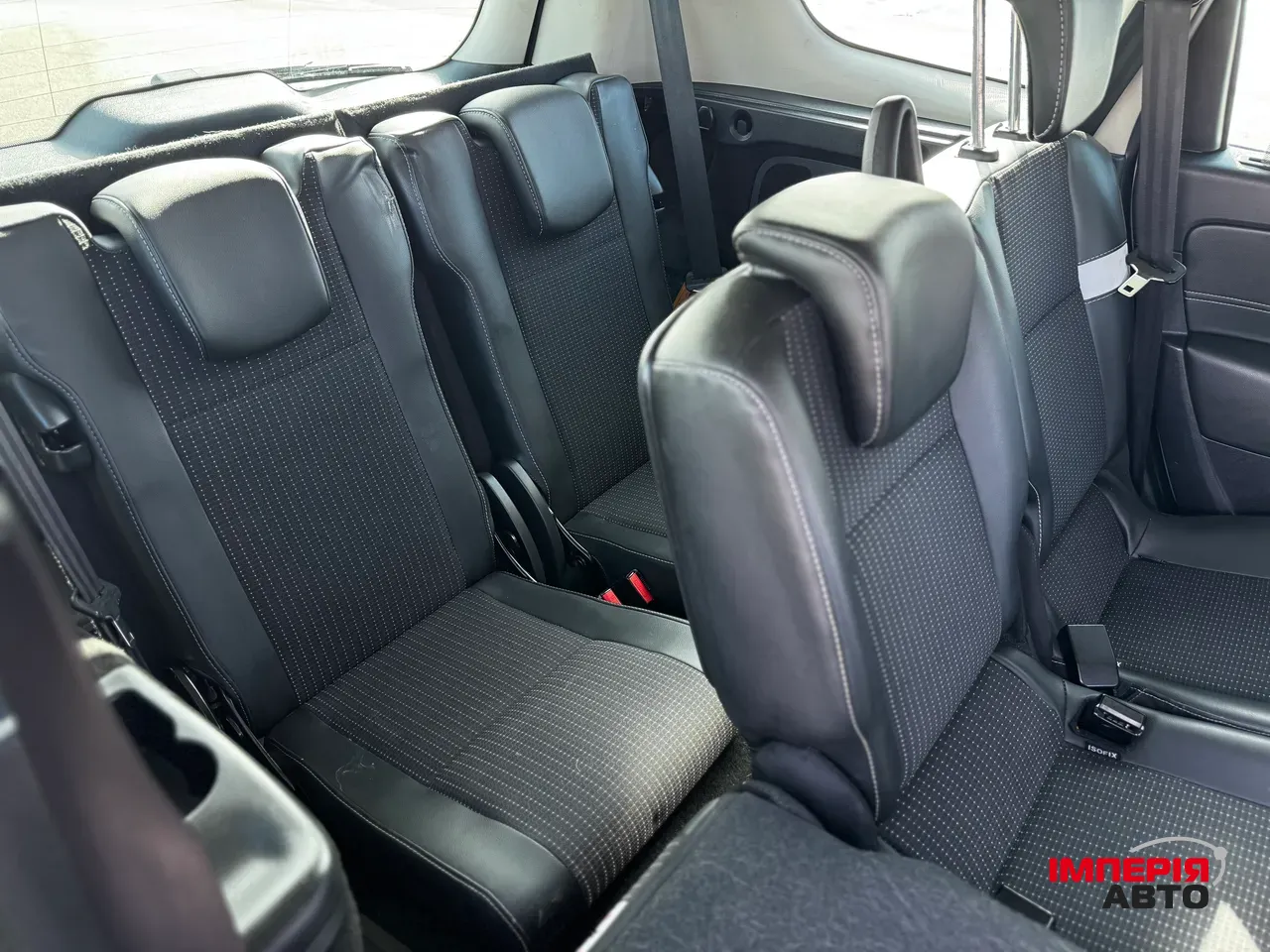 Renault Scenic - фото 10