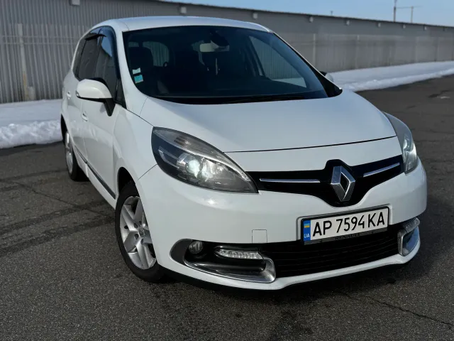 Renault Scenic - фото 3