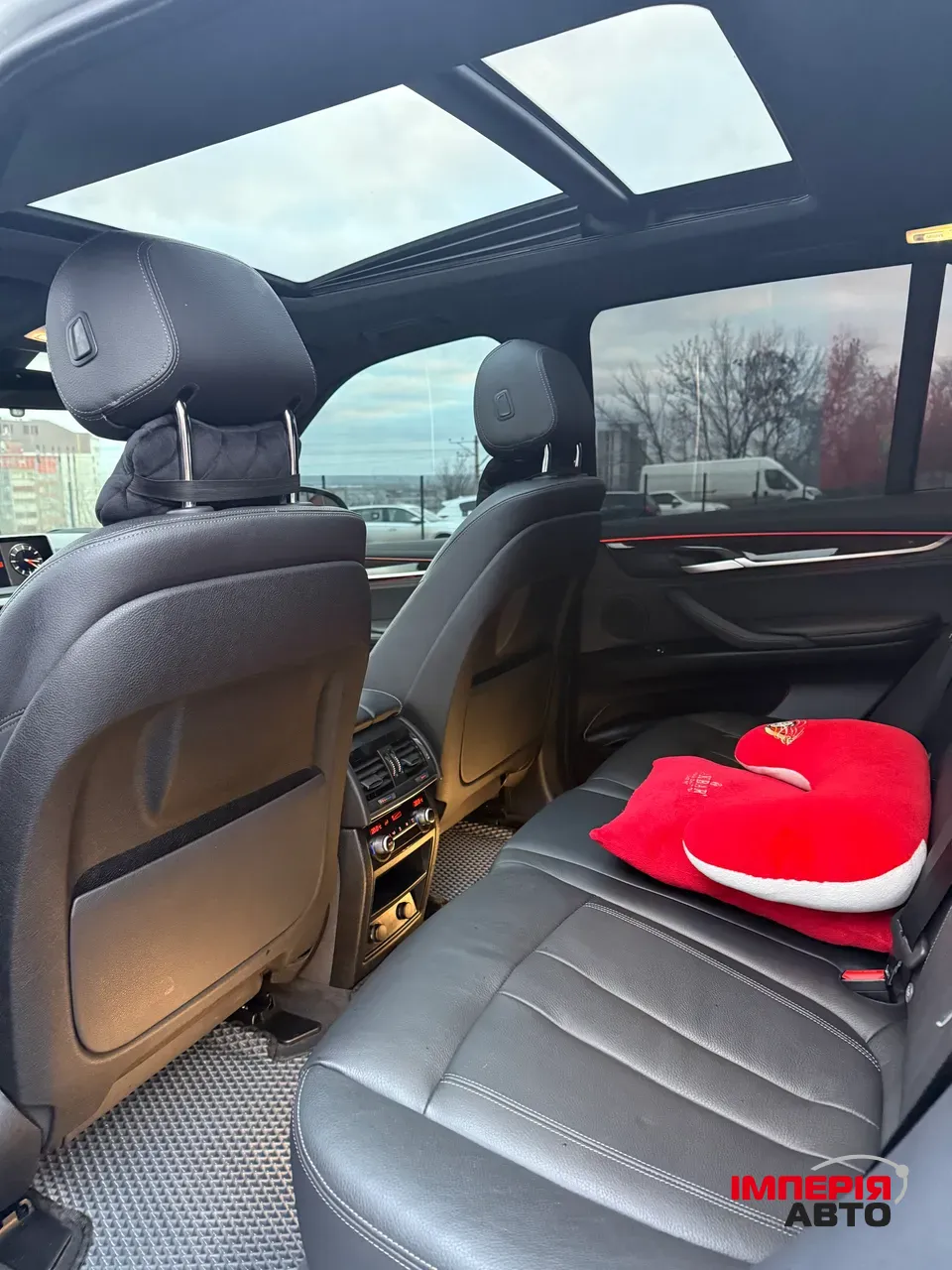 BMW X5 - фото 10