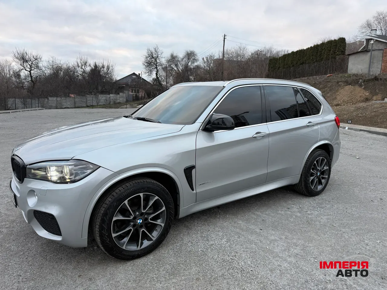 BMW X5 - фото 2
