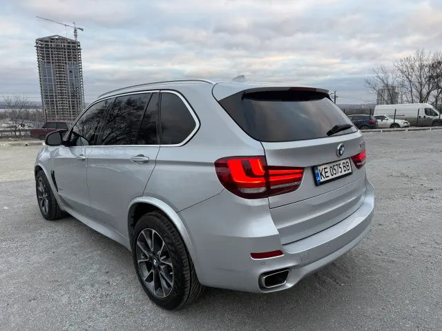 BMW X5 - фото 4