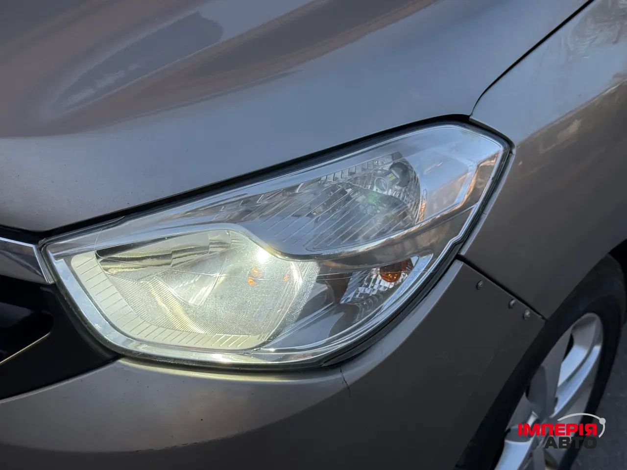 Dacia Lodgy - фото 15