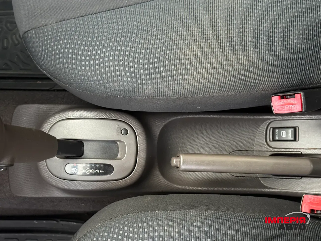 Nissan Micra - фото 43