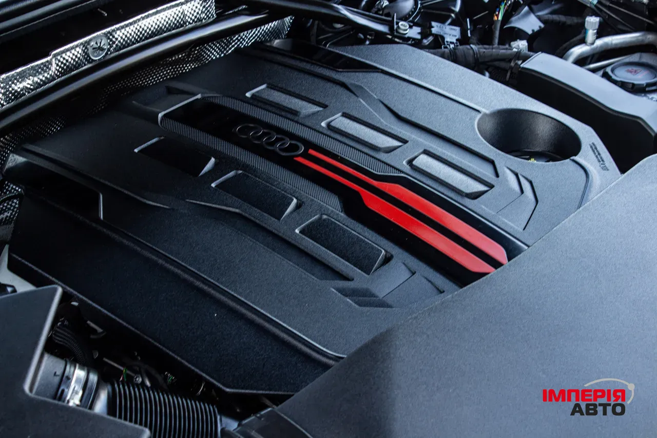 Audi SQ5 - фото 8