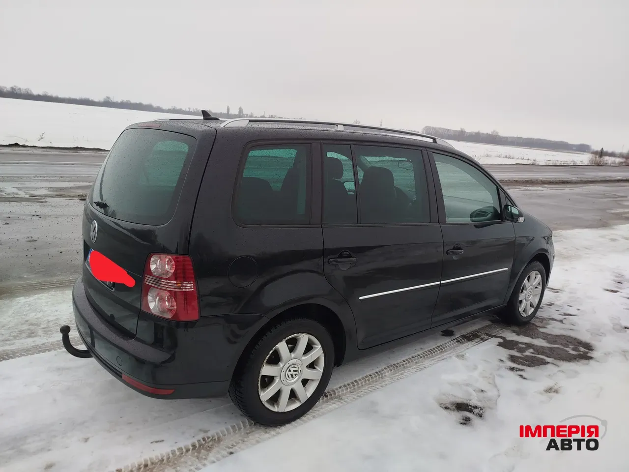 Volkswagen Touran - фото 3