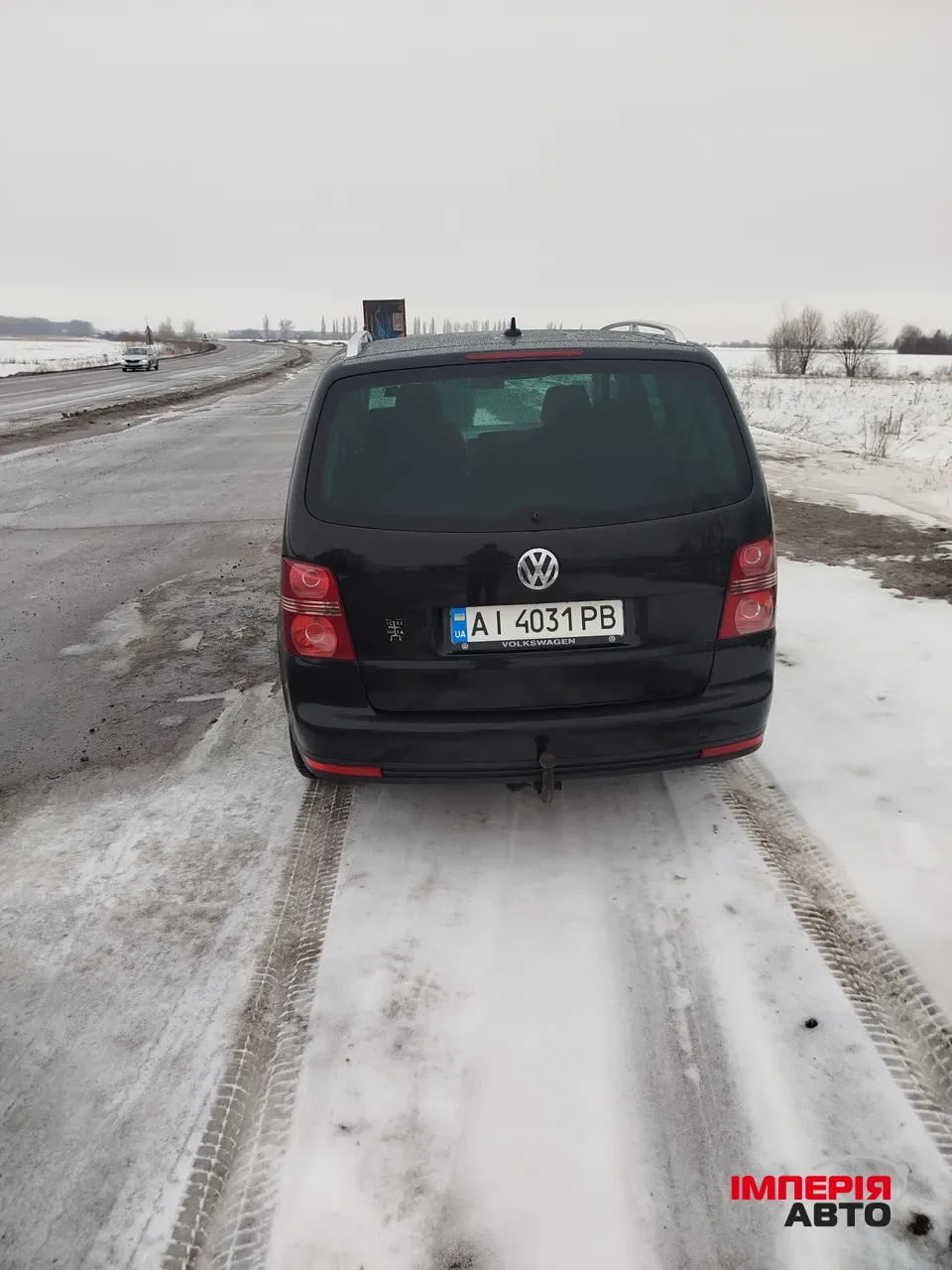 Volkswagen Touran - фото 6