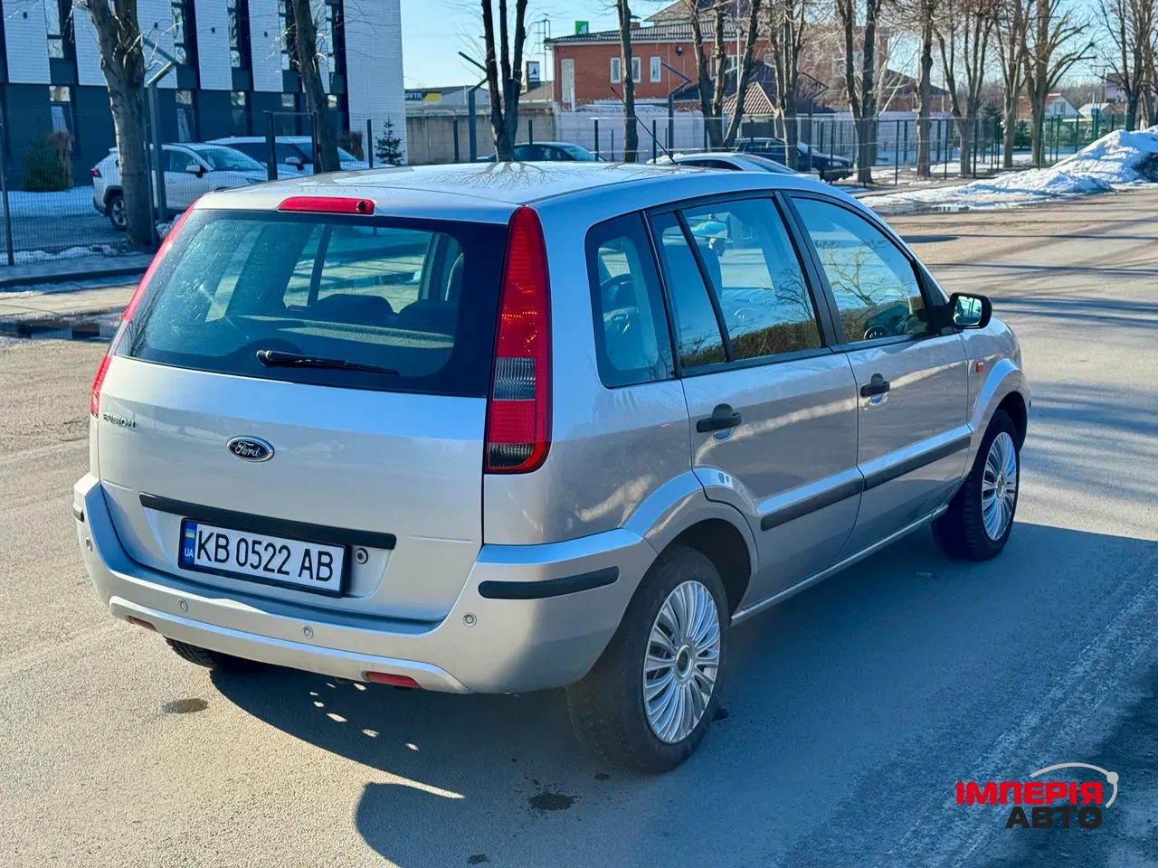 Ford Fusion - фото 7