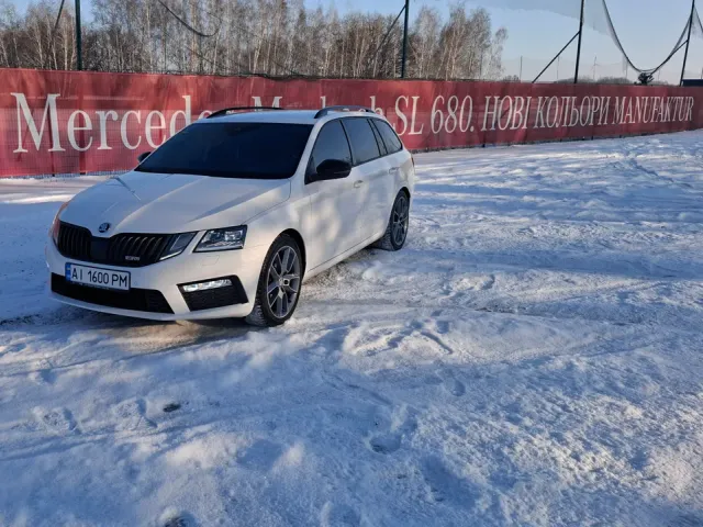 Skoda Octavia RS - фото 2