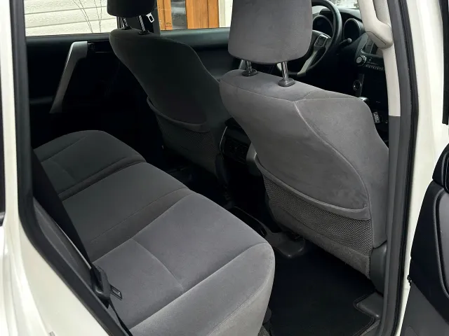 Toyota Land Cruiser Prado - фото 5