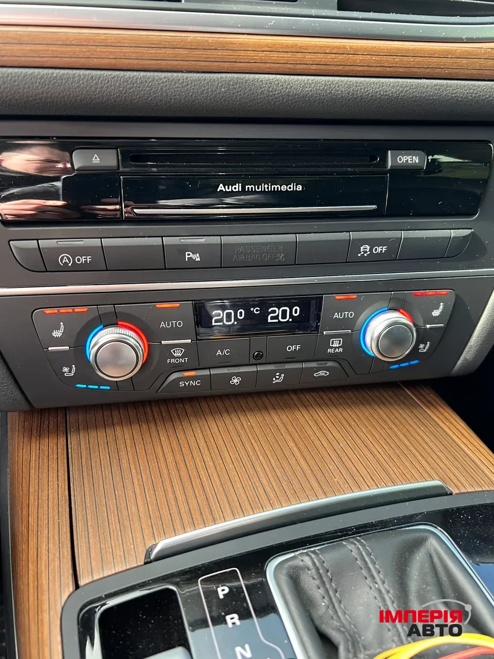 Audi A6 - фото 22